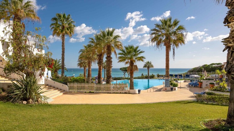 Grand Muthu Oura View Beach Club